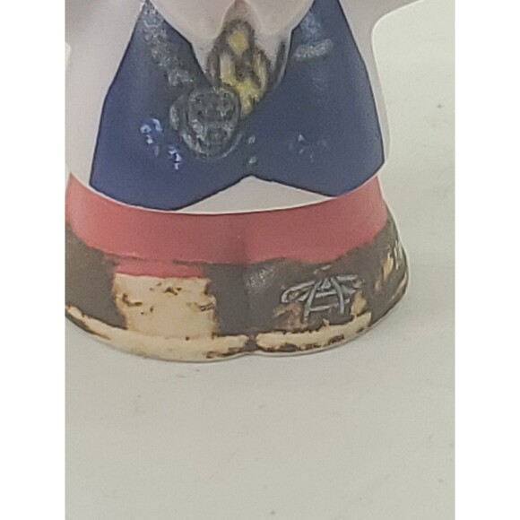 Fisher Price Little People Set of Community Helpers Construction, Firefighter - Picture 6 of 12